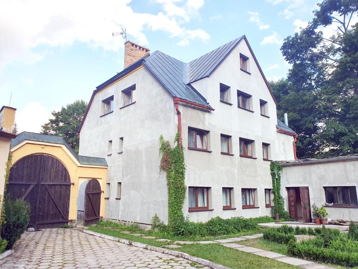 Zamek Miedzylesie Międzylesie Quarto foto