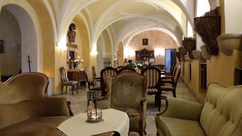 Zamek Miedzylesie Międzylesie Exterior foto